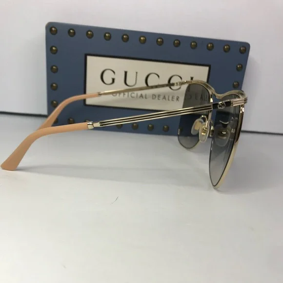 ? - New Authentic Gucci Grey Square Ladies Sunglasses GG0820S 001 63. Made i… New Authentic Gucci Grey Square Ladies Sunglasses GG0820S  main image 2
